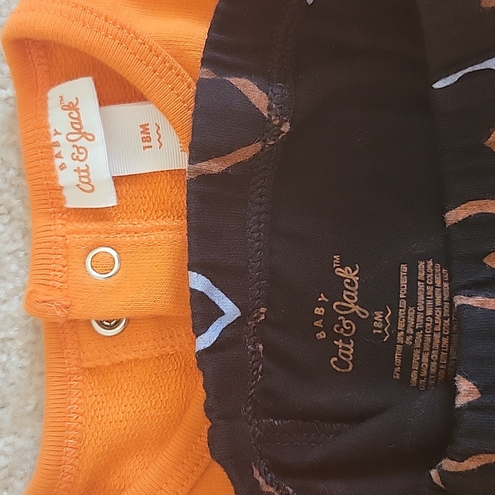 Girls Pumpkin Matching Set - Picture 3 of 5